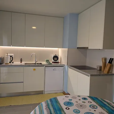 Appartement T2 Na Da Com Varanda - Yellow Door
