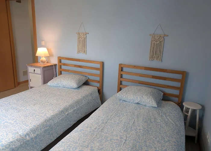 Apartamento T2 Na Da Com Varanda - Yellow Door